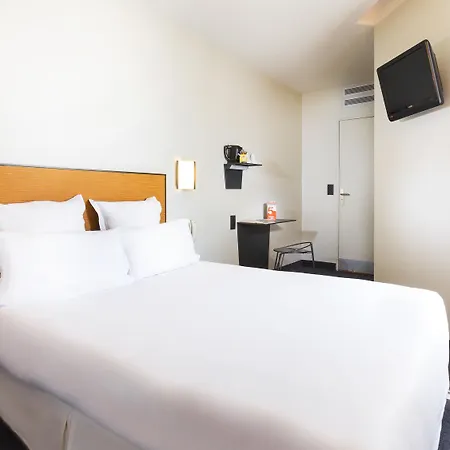 Libertel Canal Saint Martin Szálloda Párizs