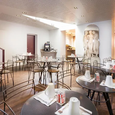 Libertel Canal Saint Martin Hotel