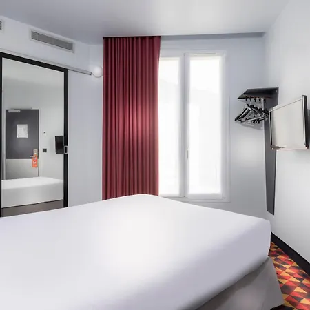 Libertel Canal Saint Martin Hotel
