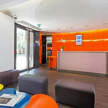Libertel Canal Saint Martin 3* Париж