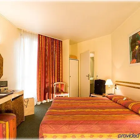 Libertel Canal Saint Martin Hotel 3*
