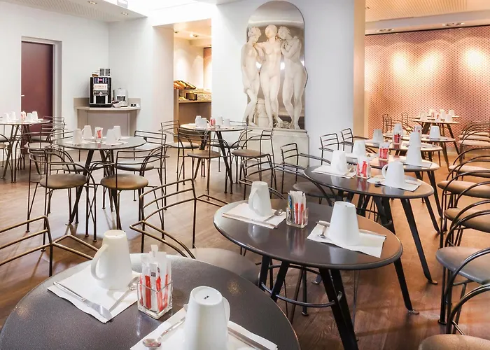 Libertel Canal Saint Martin Paryż