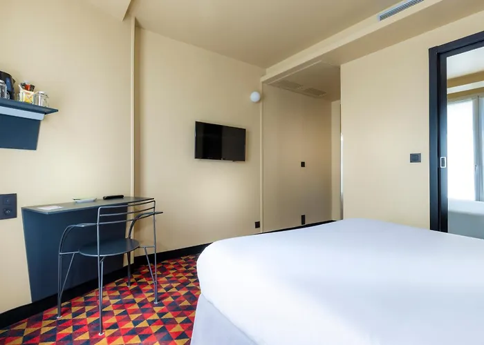 Libertel Canal Saint Martin Paryż