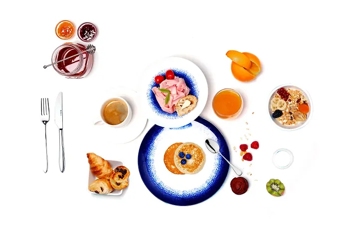 Libertel Canal Saint Martin