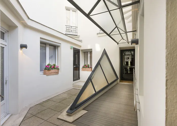 Libertel Canal Saint Martin 3*