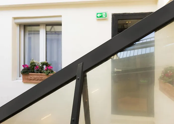 Libertel Canal Saint Martin Hotel 3*