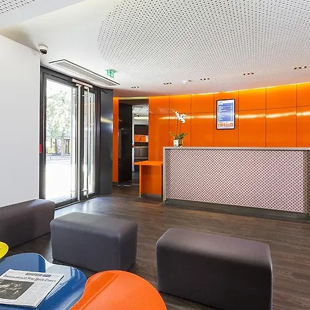 Hotell Libertel Canal Saint Martin