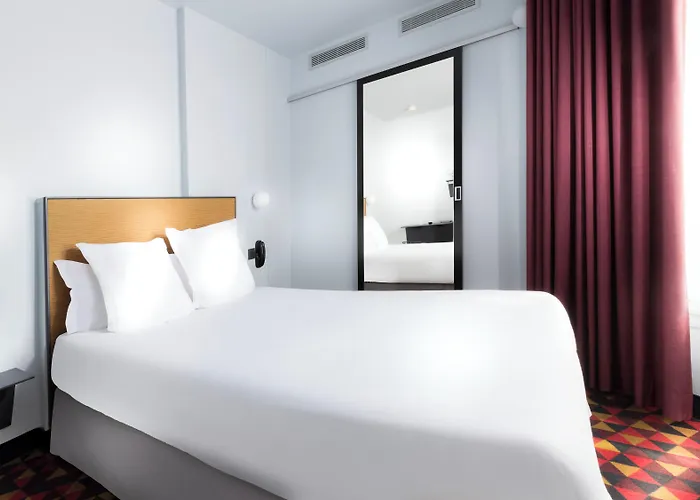 Hotel Libertel Canal Saint Martin Parigi